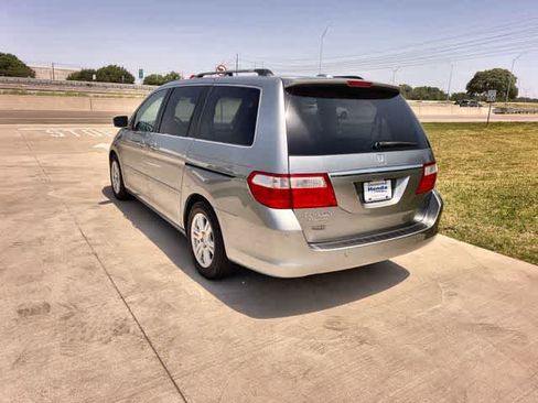 Used 2006 Honda Odyssey Touring image 5