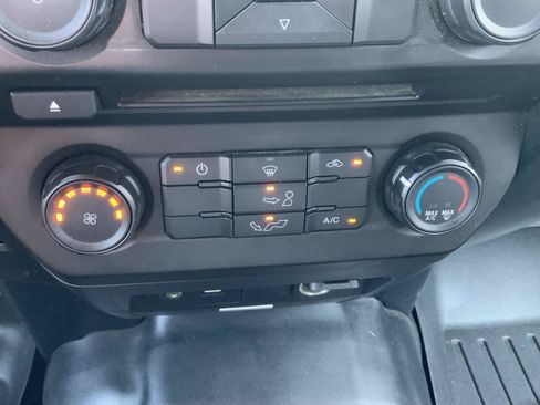 Used 2015 Ford F150 XL w/ Equipment Group 101A Mid AWD/4WD image 33