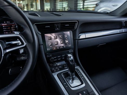 Certified 2017 Porsche 911 Carrera image 30