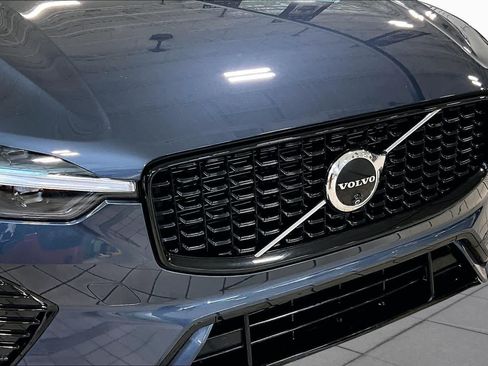 Used 2024 Volvo XC60 B5 Ultimate w/ Climate Package AWD/4WD image 30