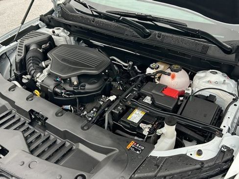 New 2025 Chevrolet Blazer LT w/ Midnight/Sport Edition image 55