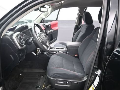 Used 2021 Toyota Tacoma SR5 RWD image 14