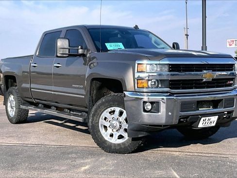 Used 2015 Chevrolet Silverado 2500 LTZ w/ Duramax Plus Package AWD/4WD image 2