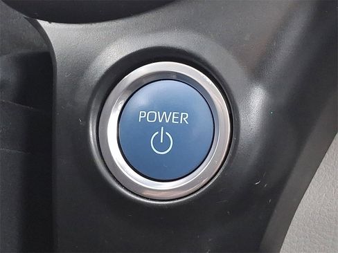 Certified 2024 Toyota Sienna Limited image 27