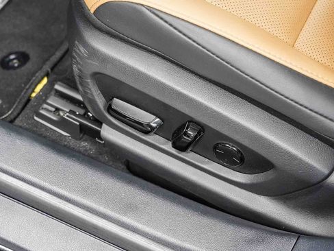 Used 2025 Lexus ES 300h F Sport w/ Accessory Package (Z1) FWD image 23