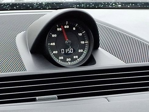 Used 2019 Porsche Panamera 4 image 26