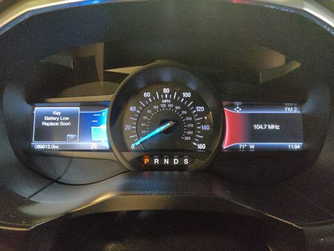 Used 2020 Ford Edge Titanium AWD/4WD image 23