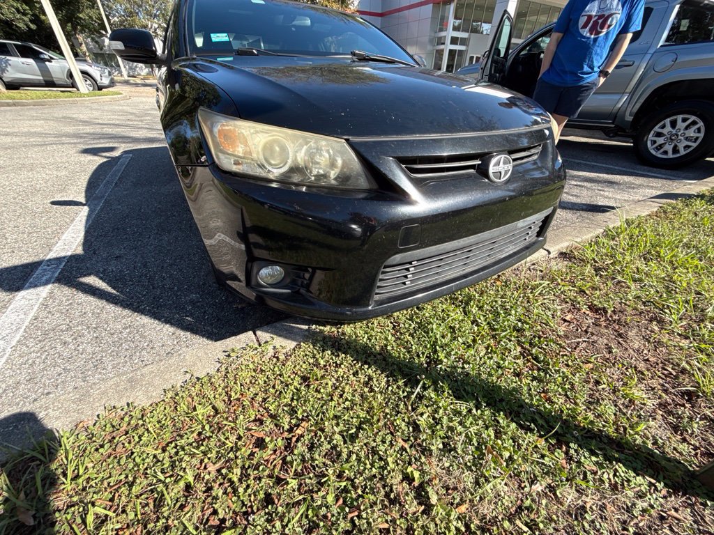Used 2011 Scion tC FWD image 9