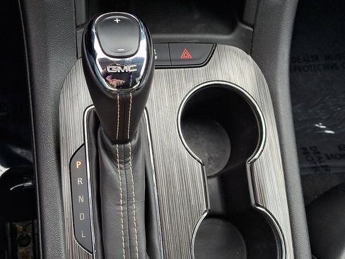 Used 2019 GMC Acadia SLT w/ LPO, Cargo Package image 16