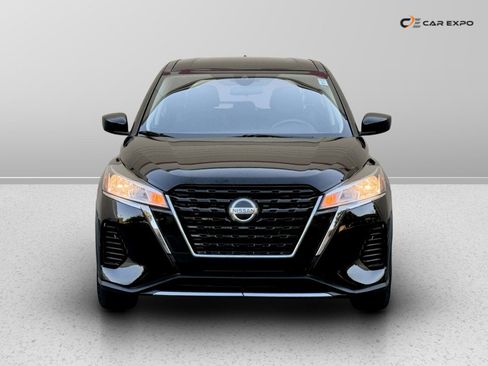 Used 2021 Nissan Kicks S image 2