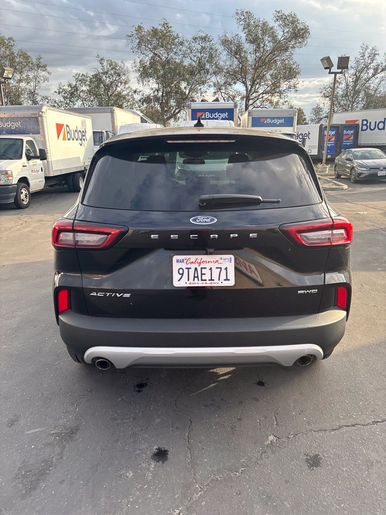Used 2025 Ford Escape Active AWD/4WD image 10