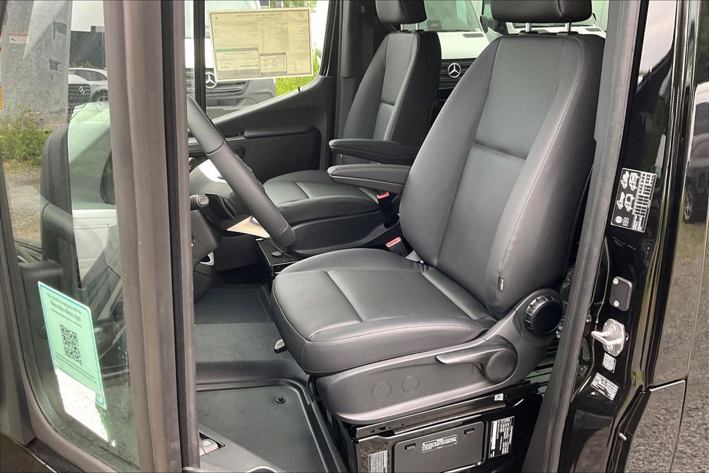 New 2026 Mercedes-Benz Sprinter 3500 image 8