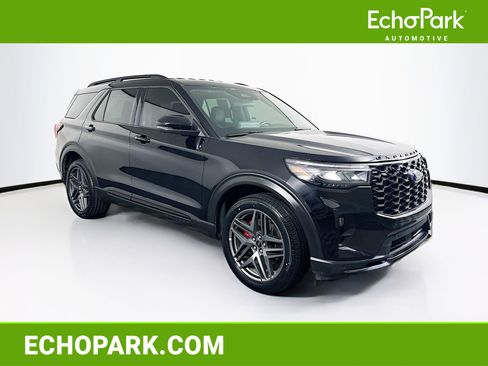 Used 2025 Ford Explorer ST-Line w/ ST-Line Street Pack AWD/4WD image 1