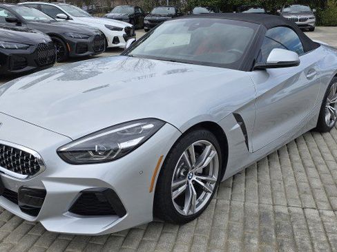 Used 2020 BMW Z4 sDrive30i w/ Premium Package image 8