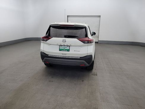 Used 2021 Nissan Rogue SV w/ Premium Package AWD/4WD image 7