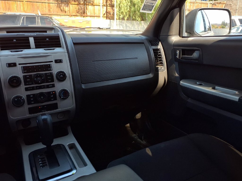 Used 2009 Ford Escape XLT FWD image 22