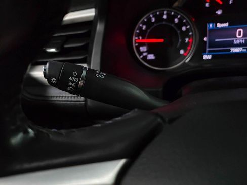 Used 2020 GMC Acadia SLE w/ Driver Convenience Package image 23