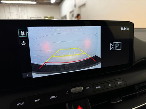 Used 2025 Kia K4 FWD image 12