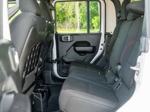 Used 2021 Jeep Gladiator Rubicon w/ Dual Top Group AWD/4WD image 11