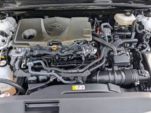 Used 2025 Toyota Camry LE image 21