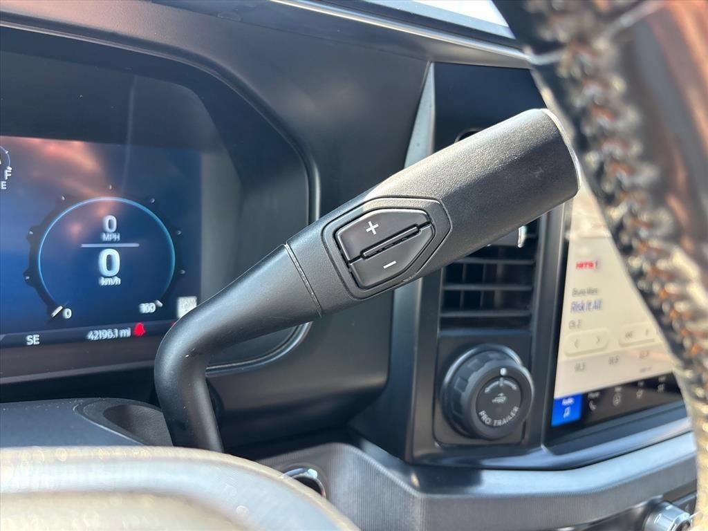 Used 2023 Ford F450 Platinum w/ FX4 Off-Road Package AWD/4WD image 32