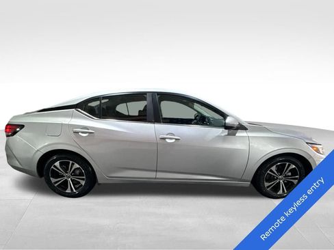 Used 2022 Nissan Sentra SV image 4
