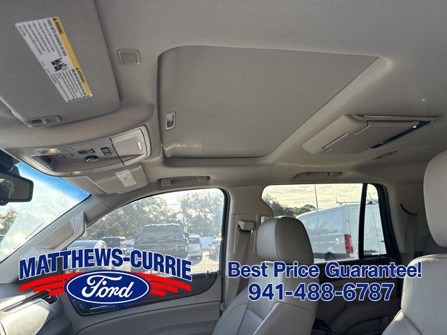 Used 2016 GMC Yukon SLT w/ Open Road Package AWD/4WD image 11