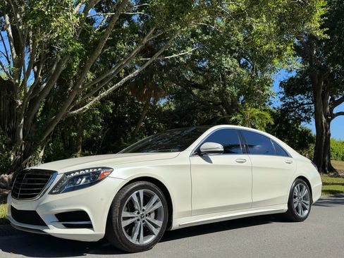 Used 2017 Mercedes-Benz S 550 S 550 Sedan 4D w/ Sport Package image 17