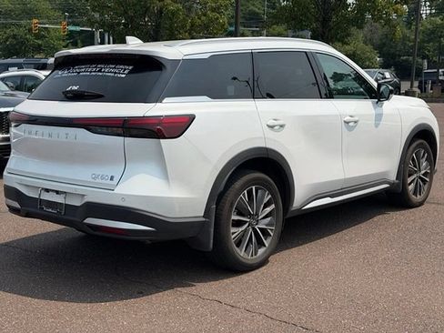 Certified 2026 INFINITI QX60 Luxe w/ Cargo Package AWD/4WD image 7