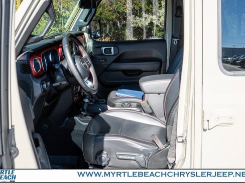 Certified 2020 Jeep Gladiator Rubicon w/ Safety Group image 17