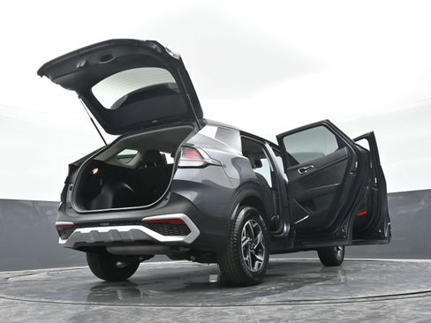 Used 2023 Kia Sportage LX image 49