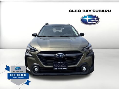 Used 2024 Subaru Outback Premium AWD/4WD image 2