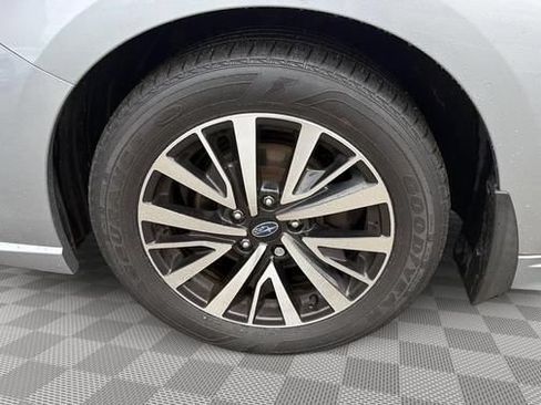 Used 2019 Subaru Legacy 2.5i Premium AWD/4WD image 14