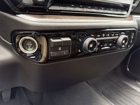 Used 2022 Chevrolet Silverado 1500 RST w/ Protection Package image 15