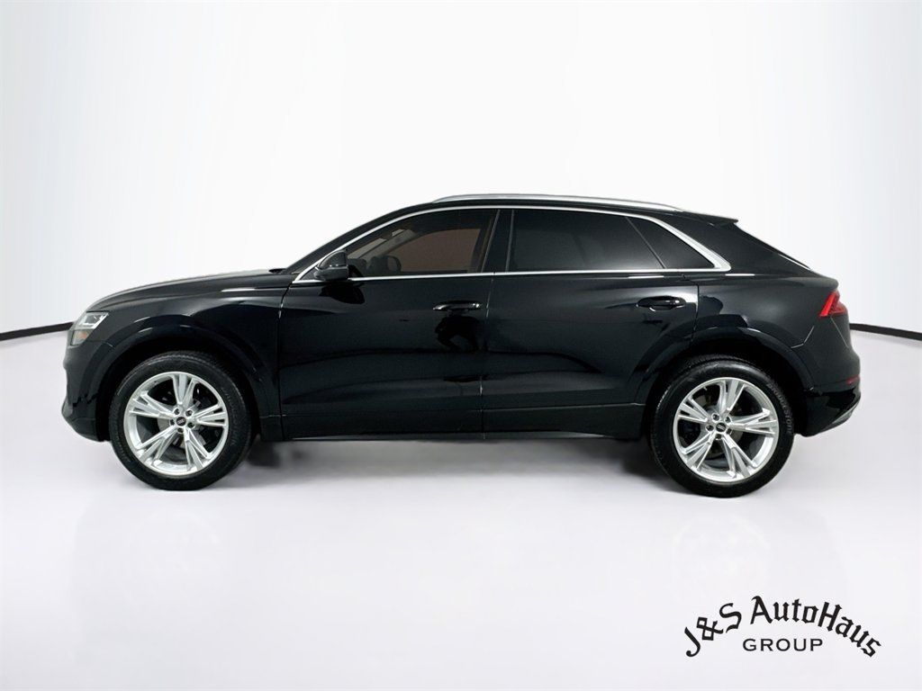 Used 2022 Audi Q8 Premium Plus w/ Premium Plus Package AWD/4WD image 4