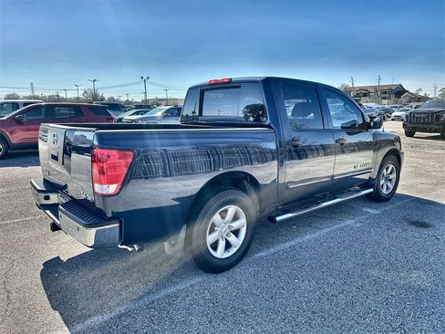 Used 2010 Nissan Titan SE w/ SE Value Truck Pkg image 4