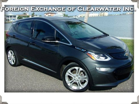 Used 2020 Chevrolet Bolt LT FWD image 1