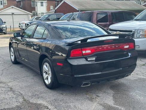 Used 2014 Dodge Charger SXT RWD image 8