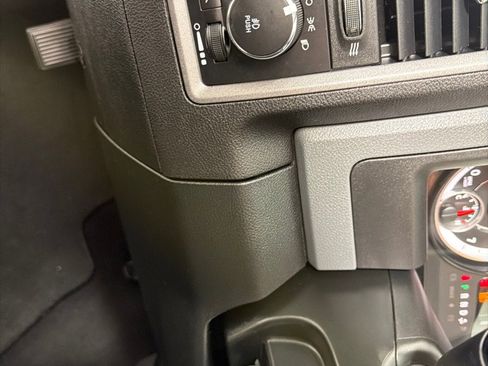 Used 2017 RAM 1500 Express image 13