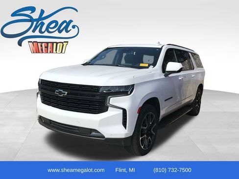 Used 2023 Chevrolet Suburban RST AWD/4WD image 1