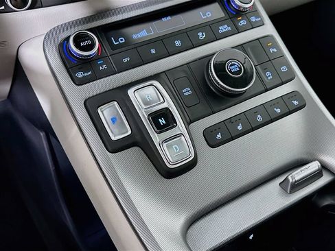 Used 2023 Hyundai Palisade Limited FWD image 22