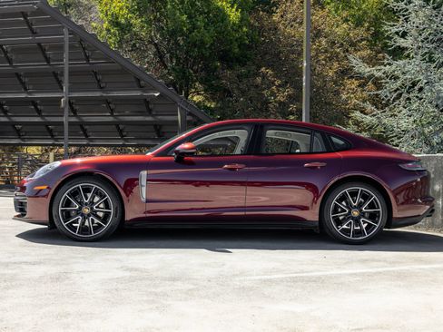 Certified 2023 Porsche Panamera Platinum Edition RWD image 2