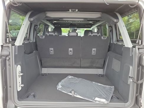 New 2026 Ford Bronco Outer Banks AWD/4WD image 11