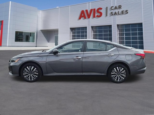 Used 2025 Nissan Altima 2.5 SV AWD/4WD image 8