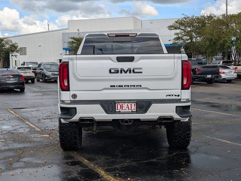 Used 2020 GMC Sierra 1500 AT4 w/ AT4 Premium Package AWD/4WD image 4