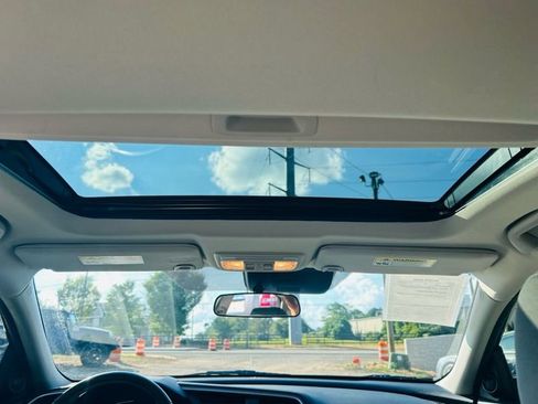 Used 2019 Honda Civic EX image 38