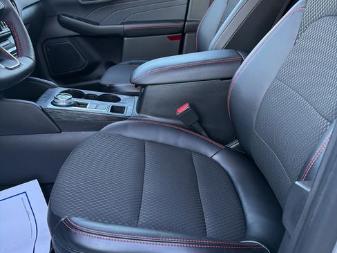 Certified 2023 Ford Escape ST-Line Select w/ Tech Pack #1 image 17