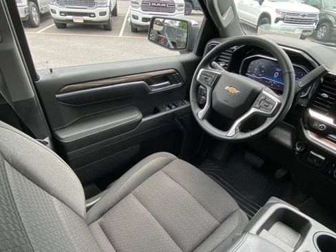 Used 2024 Chevrolet Silverado 1500 LT w/ Convenience Package II AWD/4WD image 26