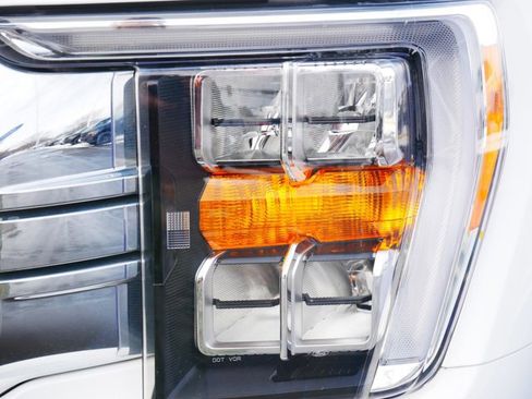 Certified 2022 Ford F150 XLT w/ Equipment Group 302A High image 5