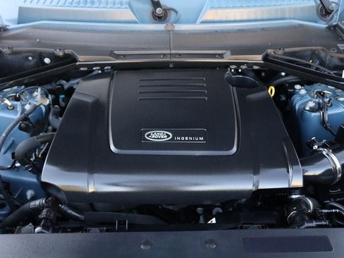 Used 2020 Land Rover Defender 110 S image 11